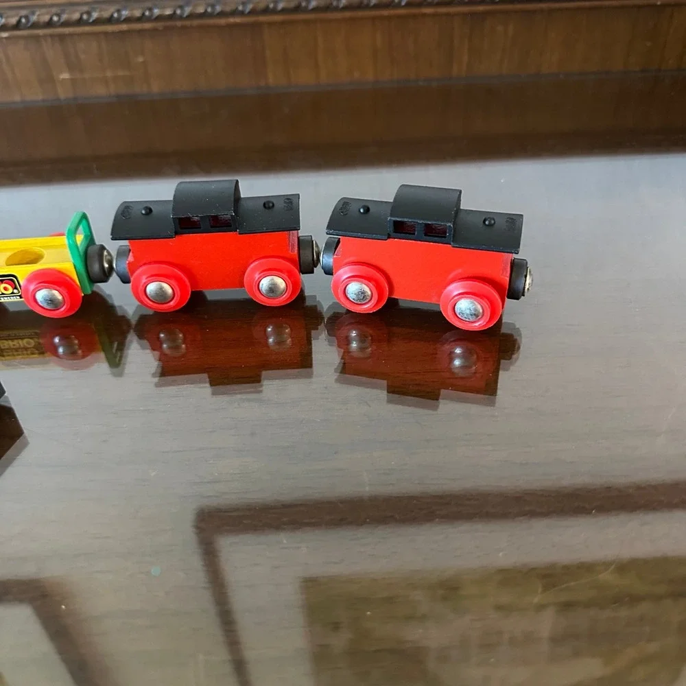 Brio Vintage Wooden Railway Train Set GWR Green Engine Cargo Cars Caboose Sweden